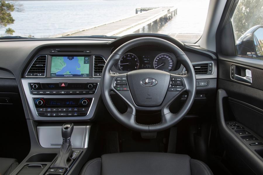  Hyundai Sonata 2015 года  (AU) (фото 26 из 29)